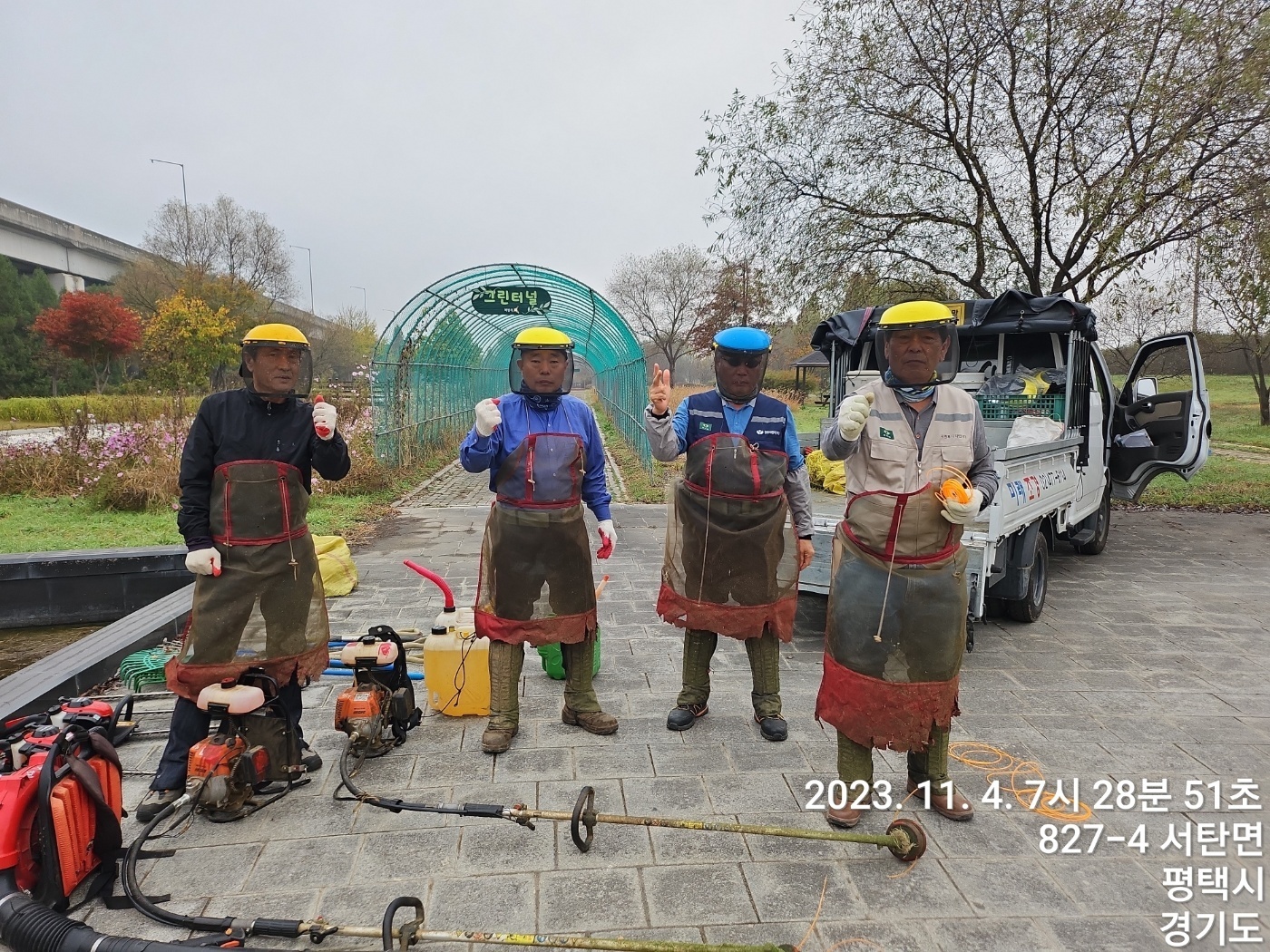 3743834031_kEq21umU_823b58694ec8dfd67a76196ee2ab46c6e340e561.jpg 이미지크게보기